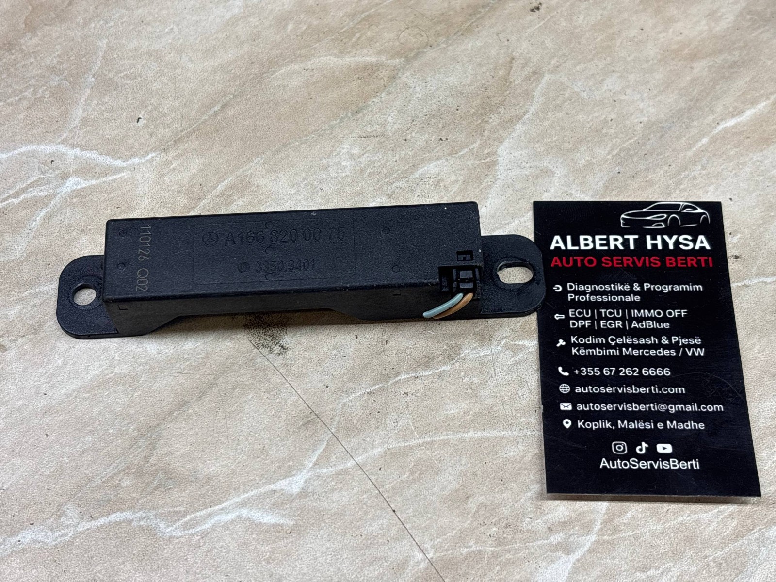 Mercedes W163 Antenna Amplifier Module A1638200075 OEM