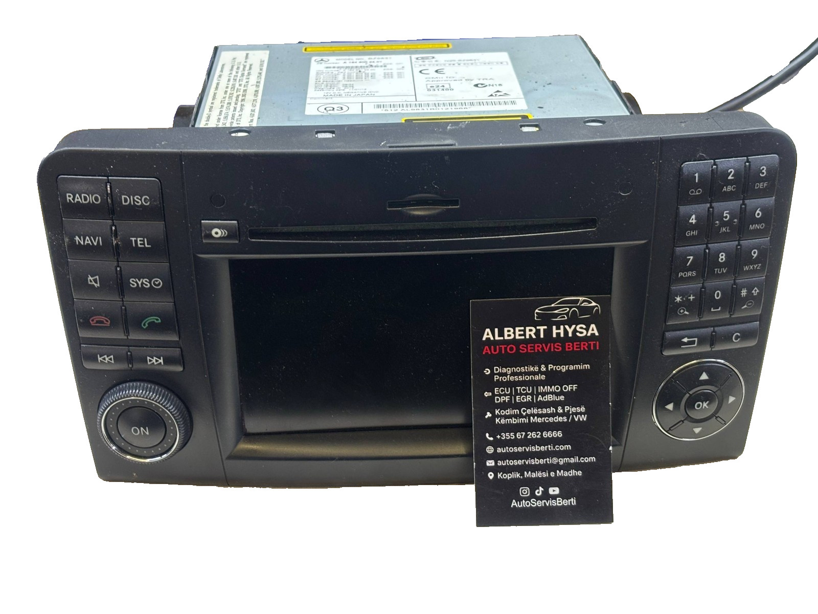 Mercedes W164 COMAND Navigation Head Unit A1649002401 BZ9831 OEM