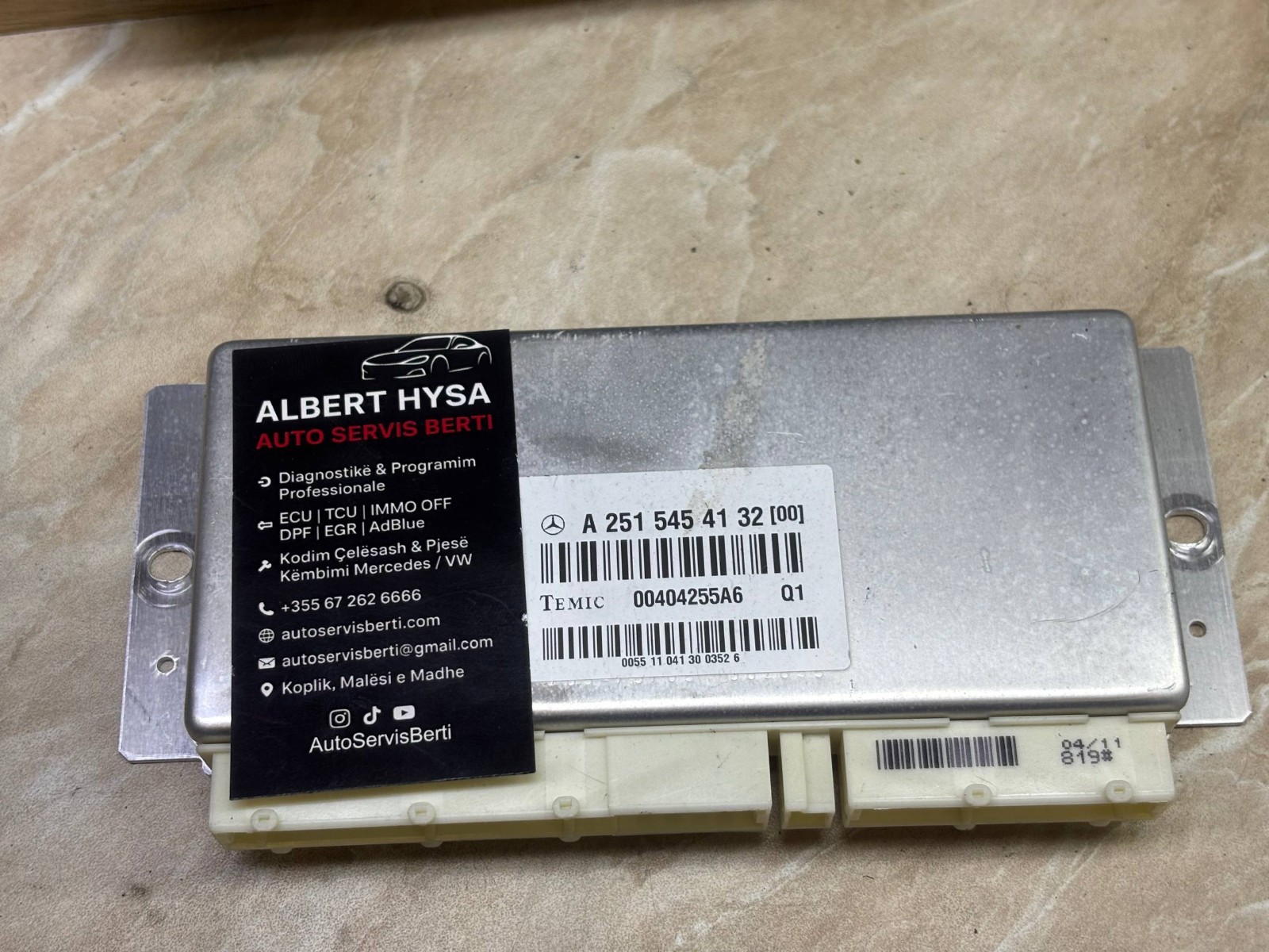 Mercedes W251 TEMIC Control Module A2515454132 00404255A6 OEM