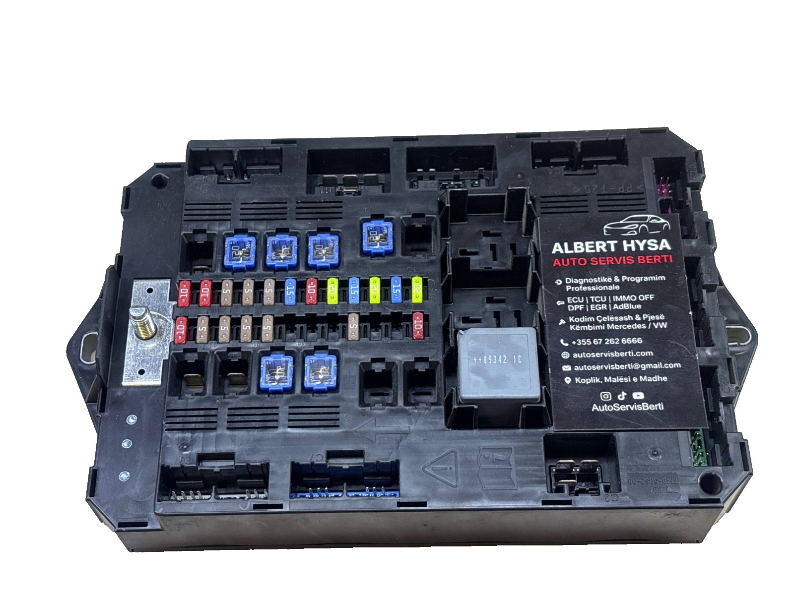 Jaguar XF 2010 BCM Body Control Module Fuse Box 9X23-14B476-AD