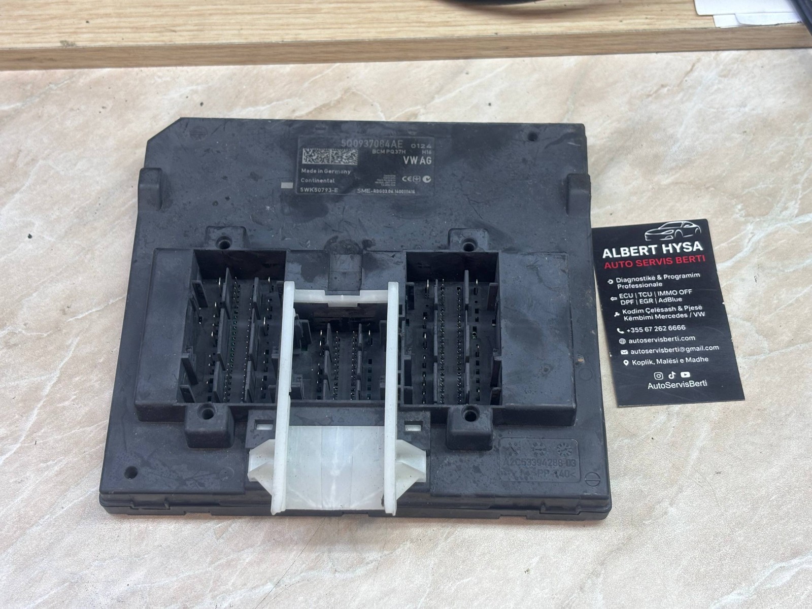 OEM VW Golf 7 BCM Body Control Module 5Q0937084AE 5Q0 937 084 AE Continental