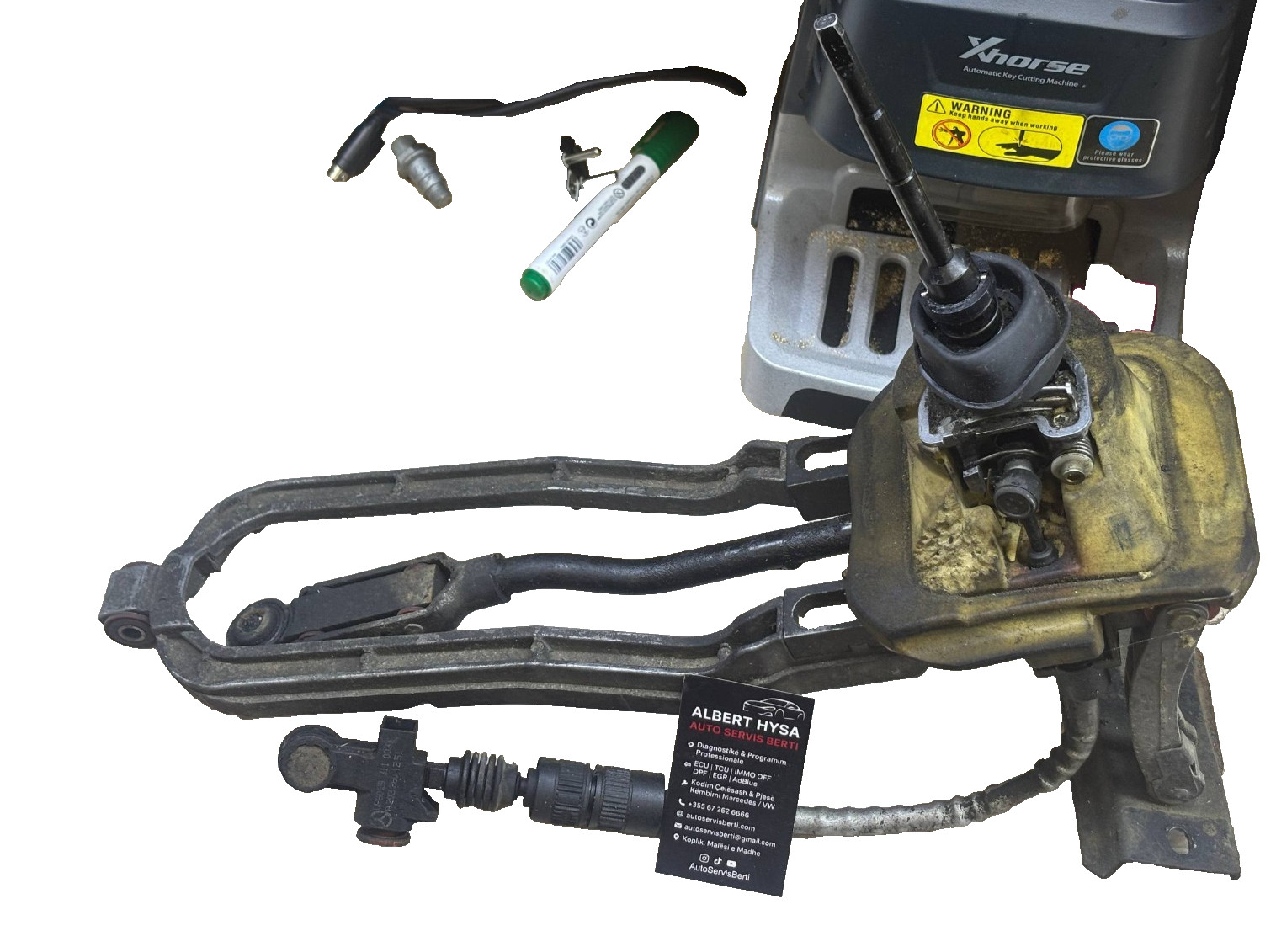 Mercedes W203 C-Class Manual Gear Shifter Assembly Linkage Cables A203260 09 OEM