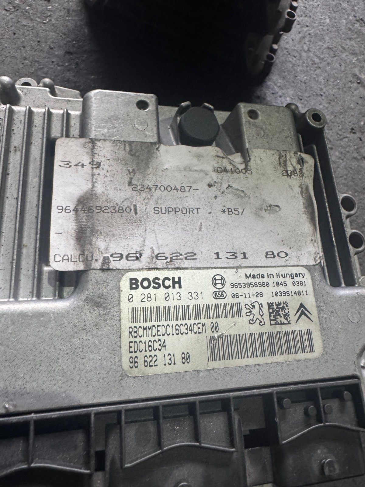 Bosch 9662213180 EDC16C34 ECU 0281013331 Diesel Engine Control Unit