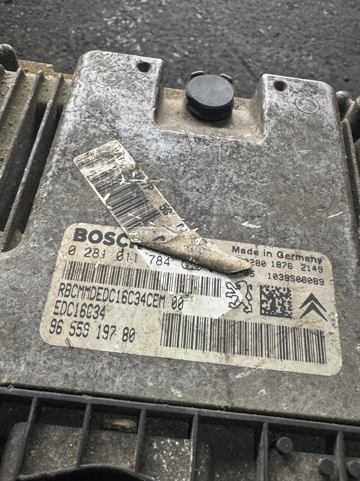 Bosch 9655919780 EDC16C34 ECU 0281011784 Diesel Engine Control Unit