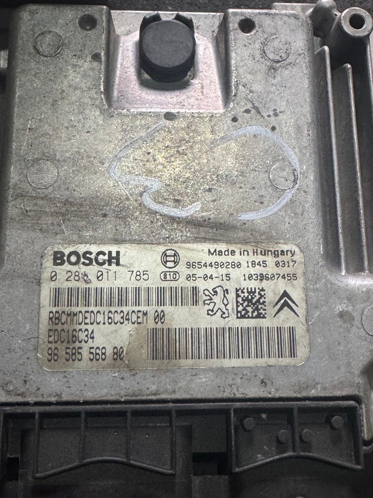 Bosch 9658556880 EDC16C34 ECU 0281011785 Diesel Engine Control Unit