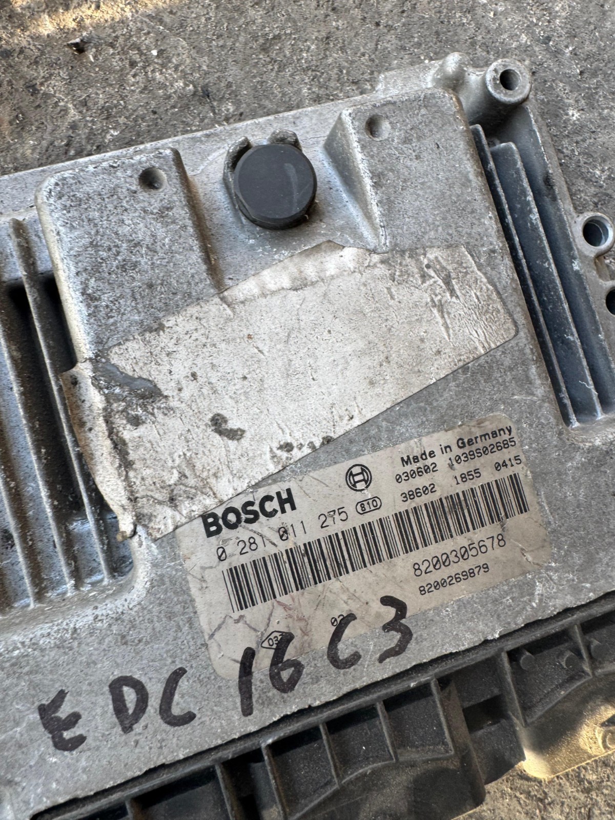 Bosch 8200305678 EDC16C3 ECU 0281011275 Peugeot Citroen Diesel ECU