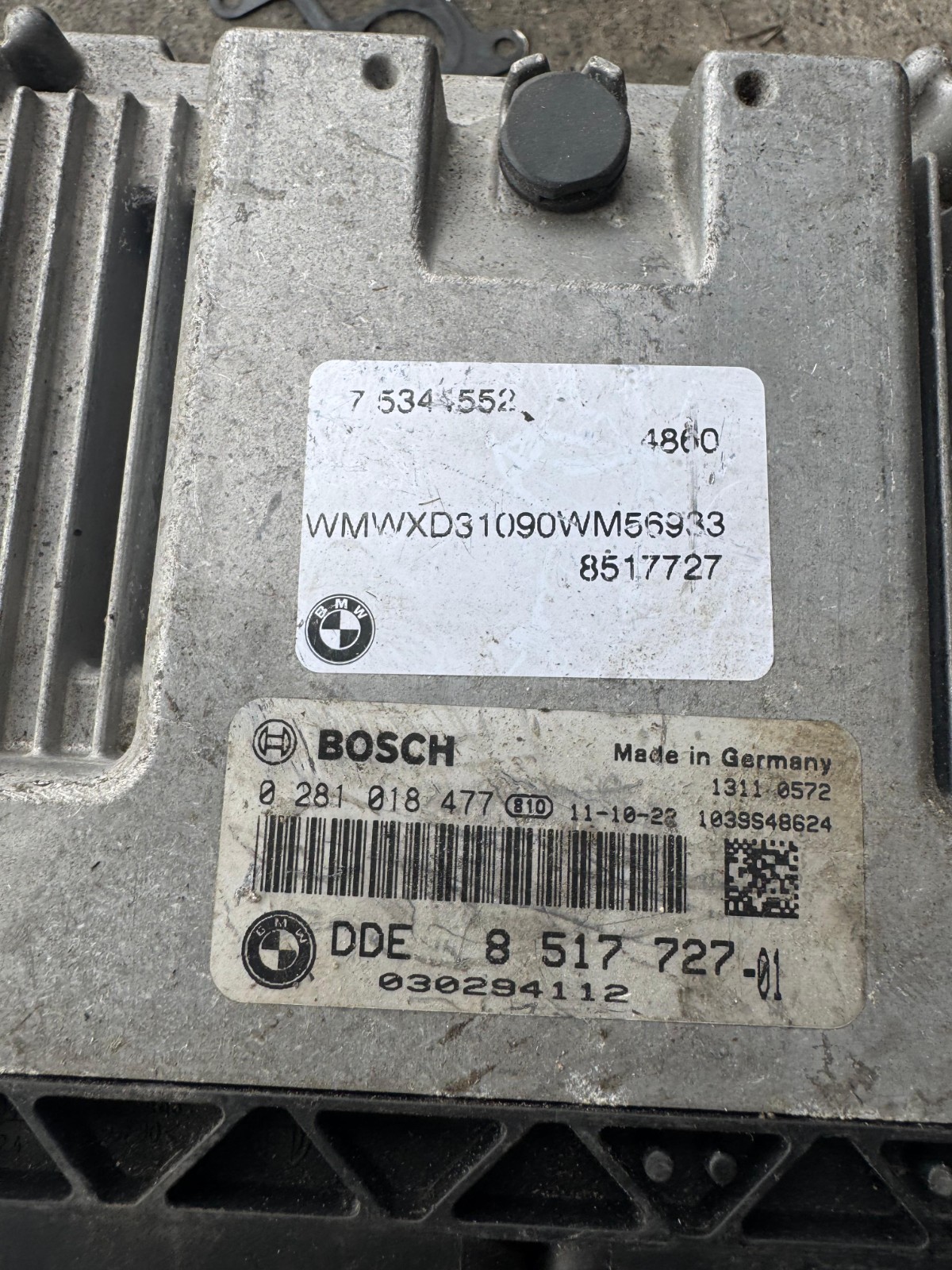 DDE8517727 01 Bosch 0281018477 Diesel Engine Control Unit