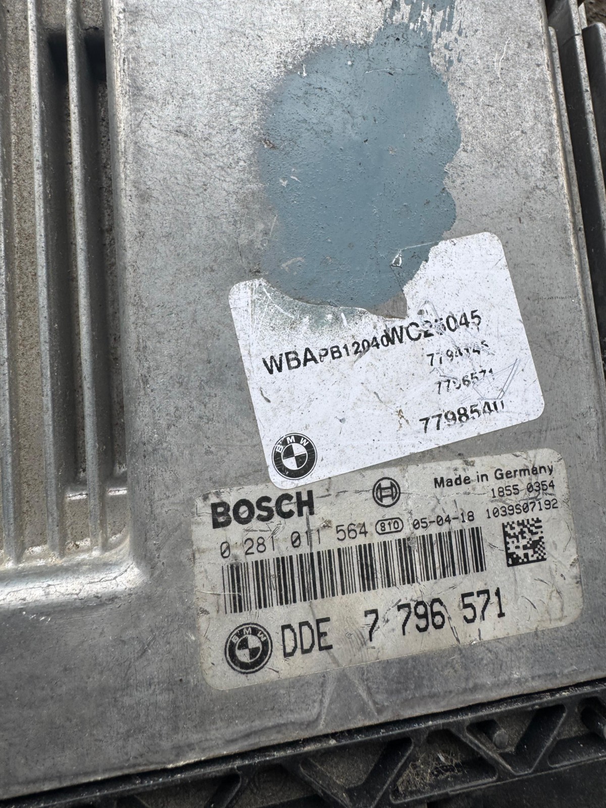 DDE7796571 Bosch EDC16C1 0281011564 Diesel Engine Control Unit