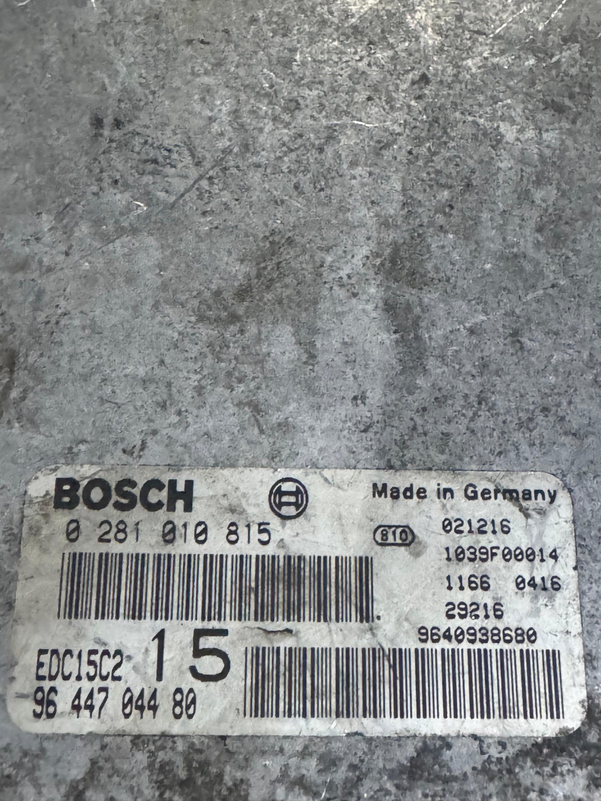 Bosch 9644704480 EDC15C2 ECU 0281010815 Diesel Engine Control Unit