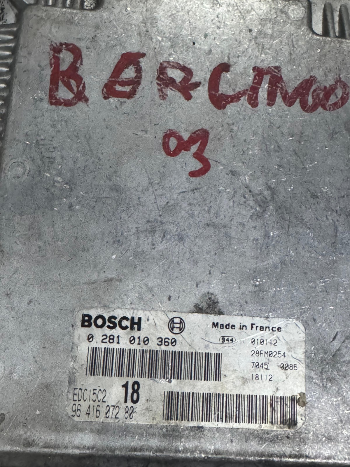 Bosch 9641607280 EDC15C2 ECU 0281010360 Diesel Engine Control Unit