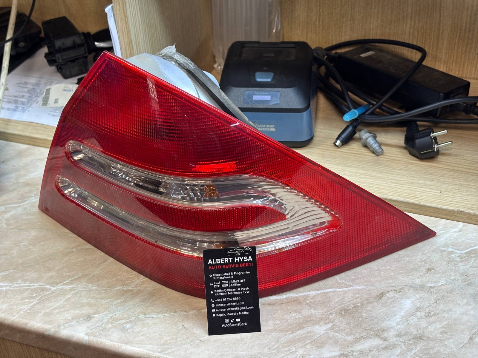 Mercedes-Benz C-Class W203 Rear Tail Light Lamp A2038200264 OEM