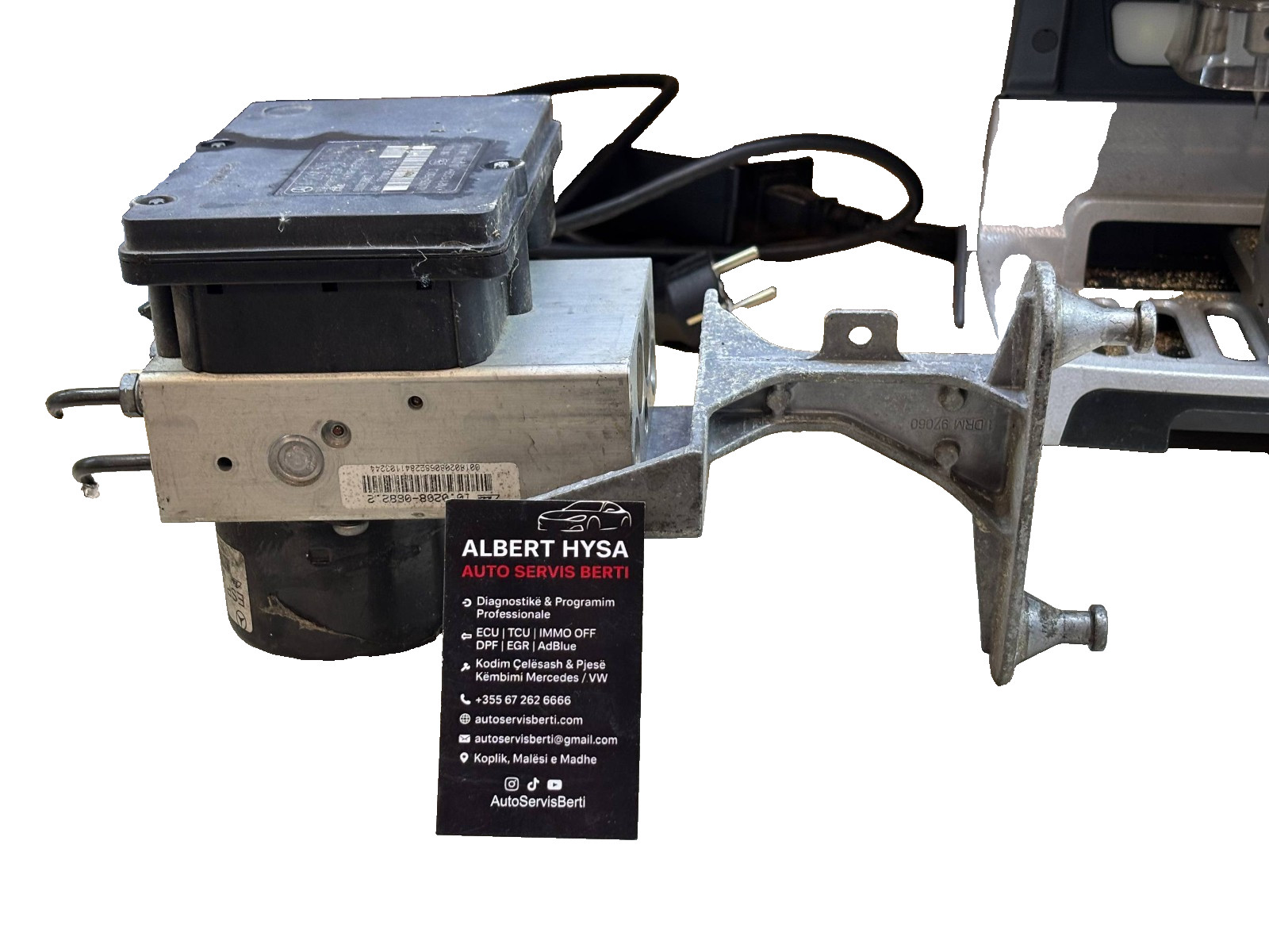 Mercedes-Benz CLK W209 ATE ESP ABS Pump Control Module A2095450332
