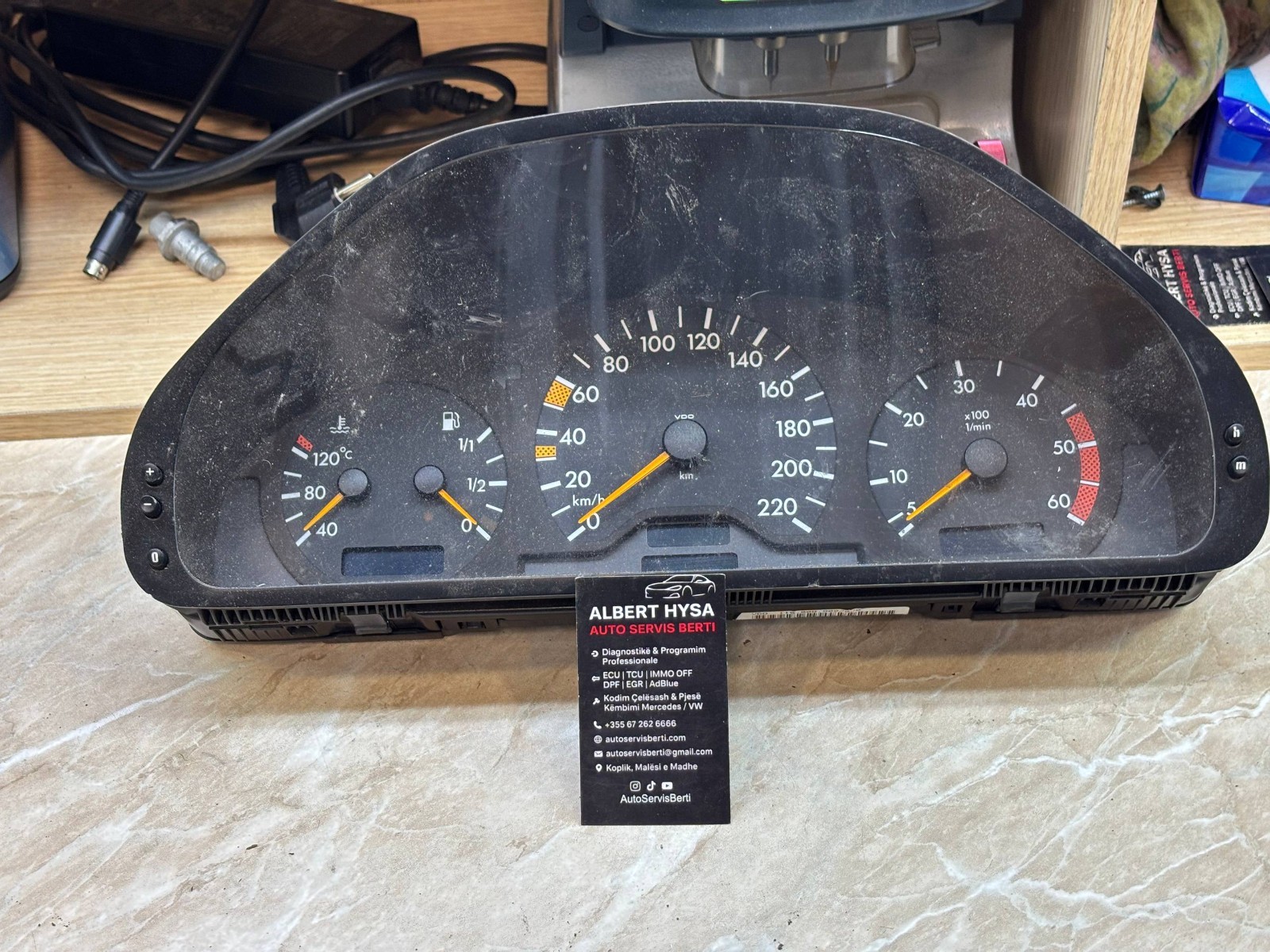 Mercedes-Benz W202 C-Class Instrument Cluster Speedometer Gauge A2025407748 OEM