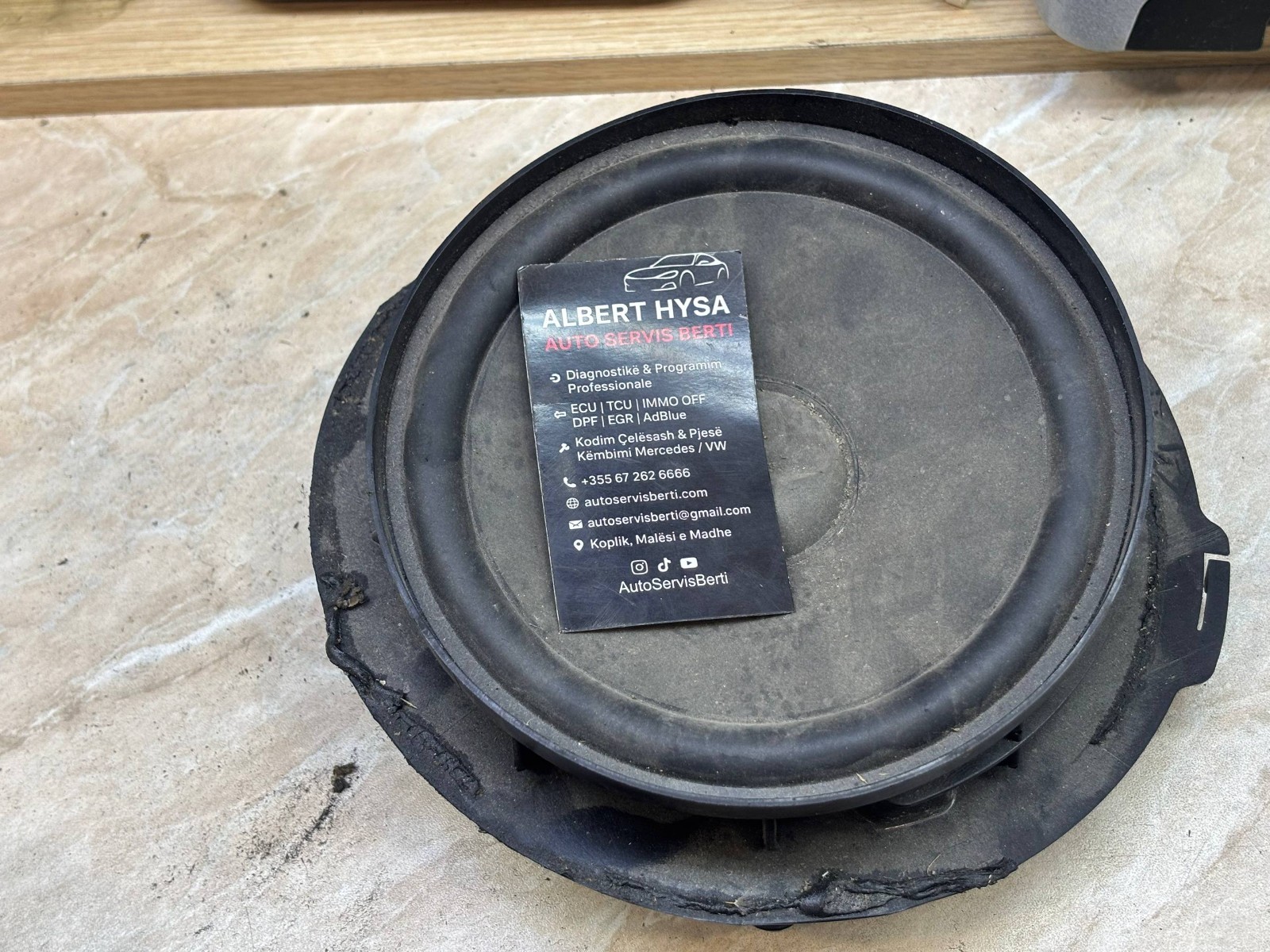 Mercedes-Benz W211 E-Class Speaker Subwoofer A2118200802 OEM