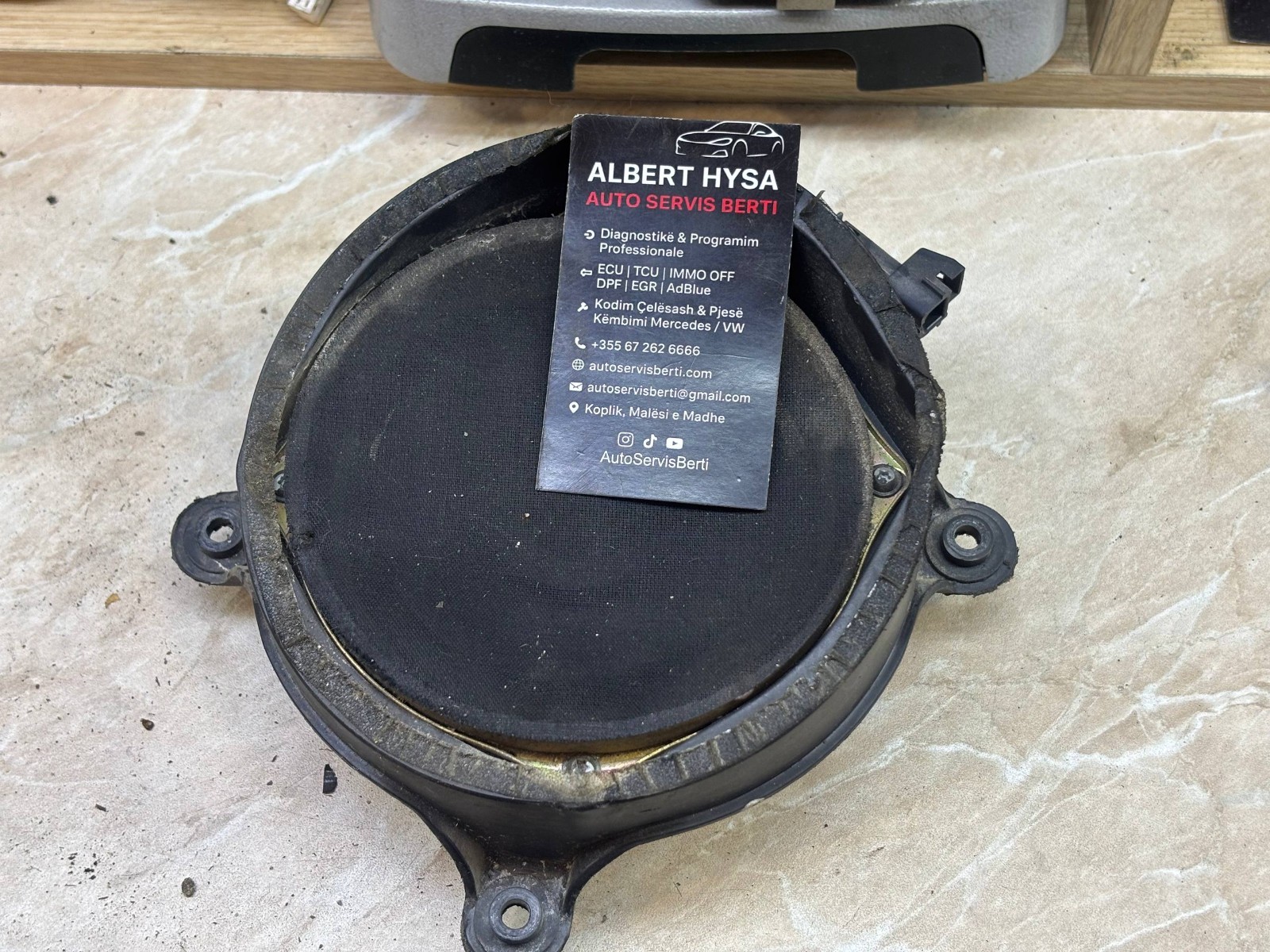 Mercedes-Benz OEM Speaker A1638201702 ML-Class W163 Door Speaker