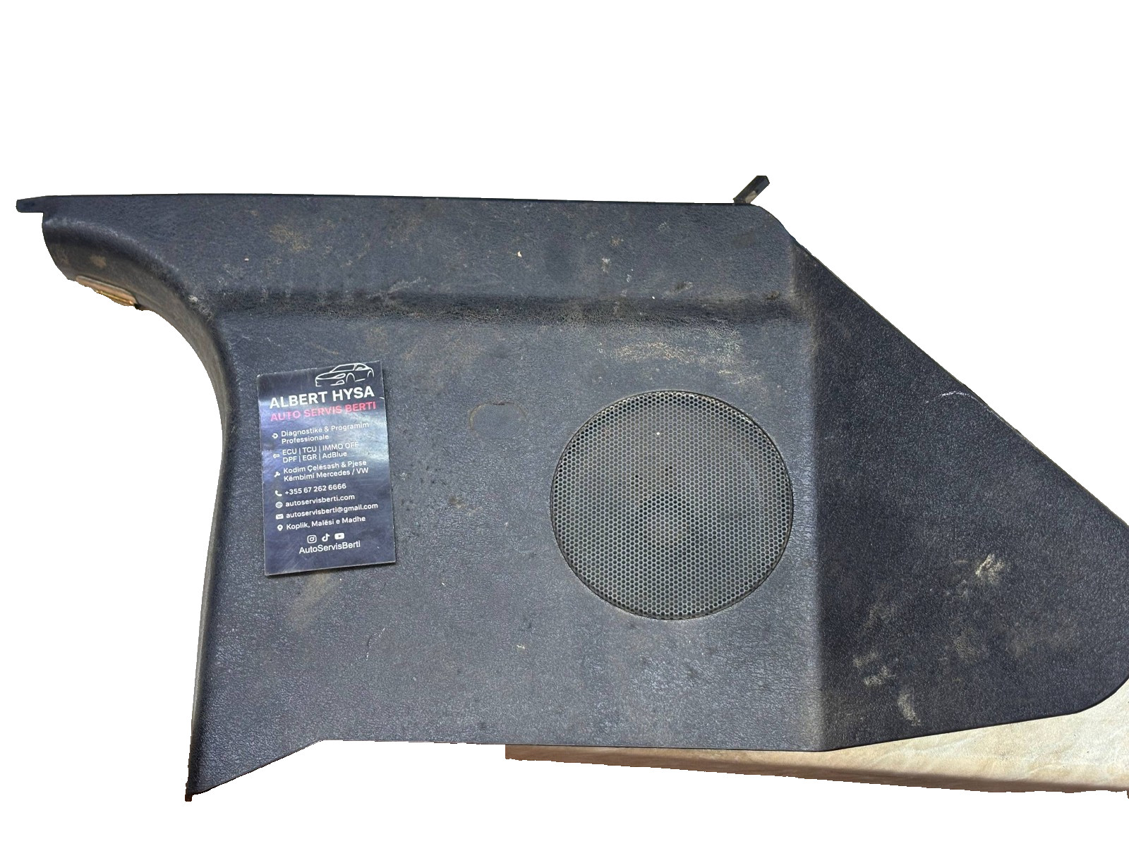 Mercedes-Benz OEM Rear Quarter Speaker Trim Panel A1688200902 W168 A-Class