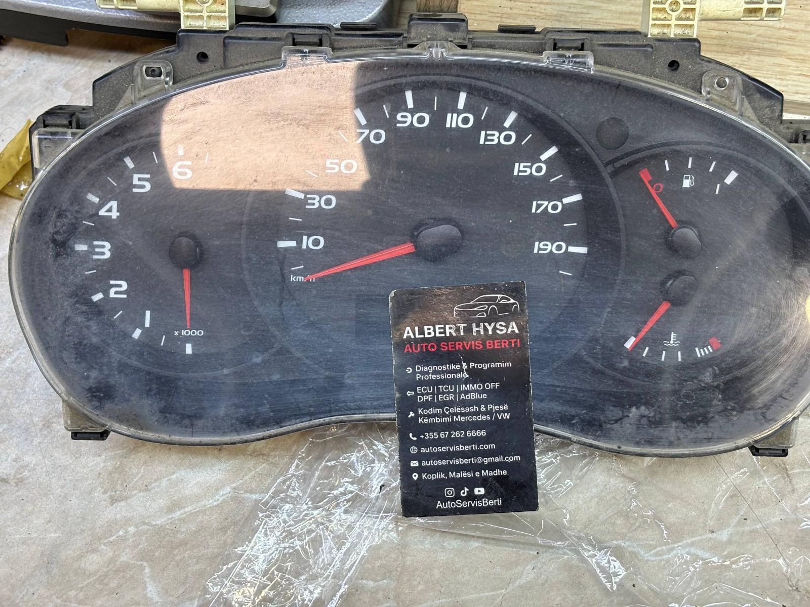 Renault Master 2.3DCI P248109785R Speedometer Instrument Panel