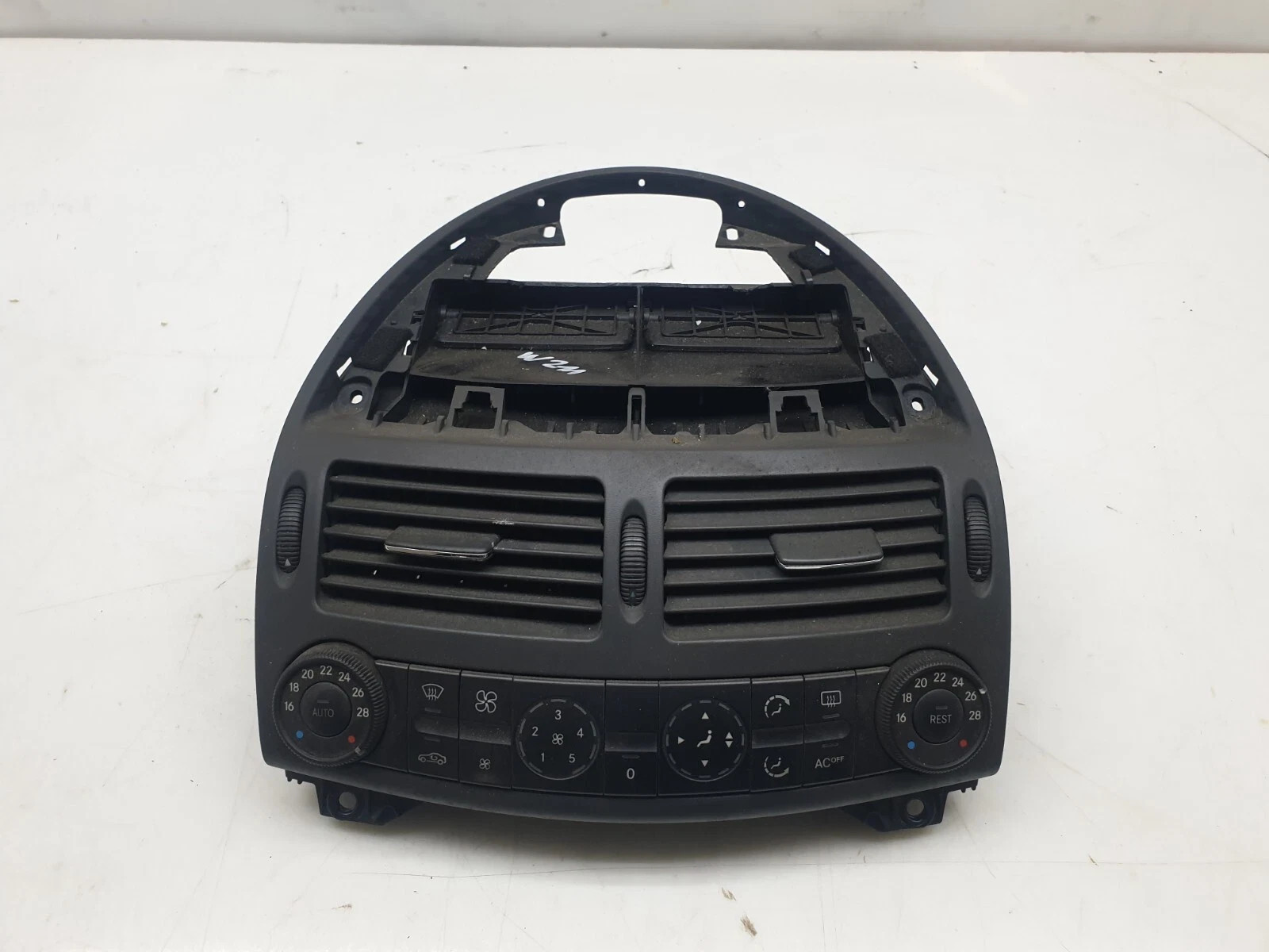 Mercedes-Benz W211 Climate Control A2118300085 Q0010.0604 OEM