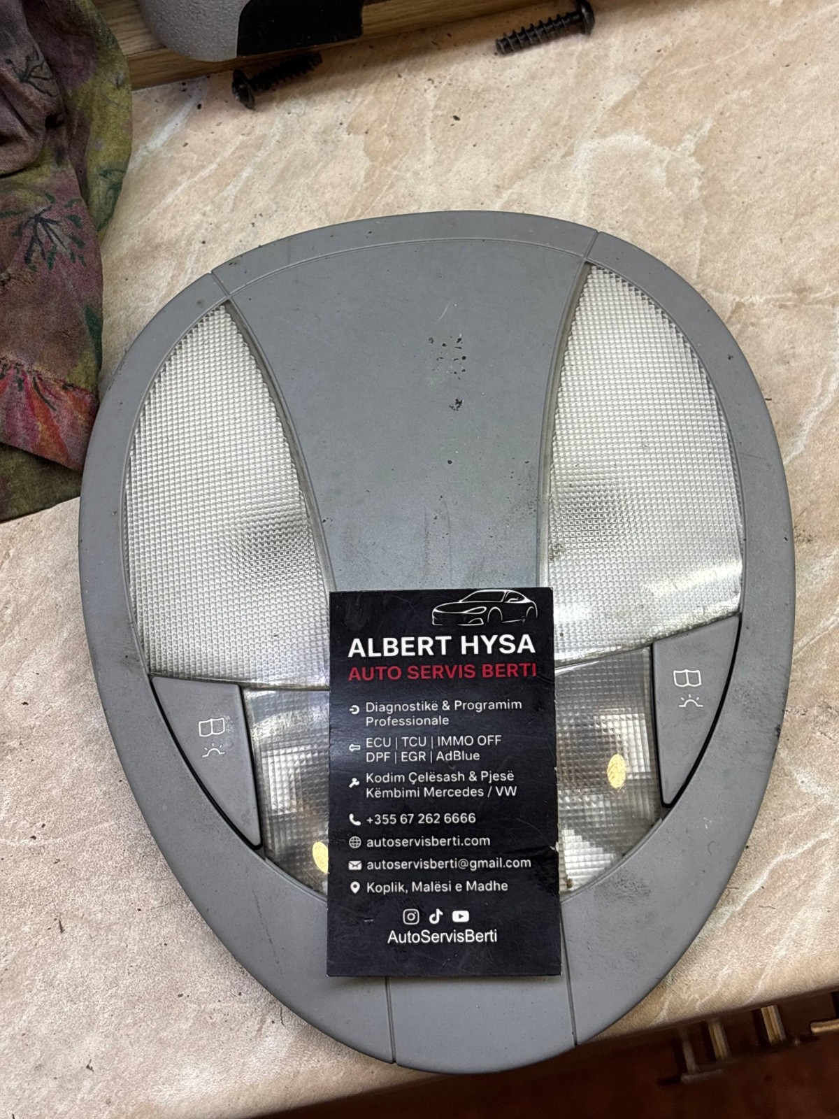 Mercedes W211 Interior Dome Map Light Assembly A2118201901 Hella OEM