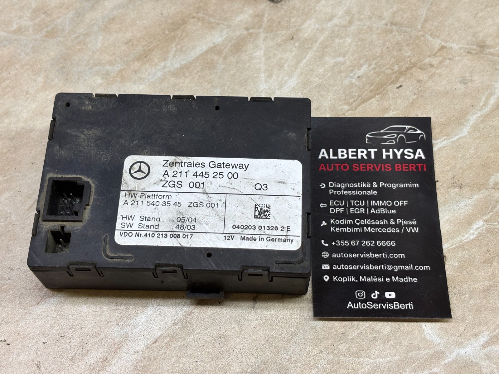 Mercedes Central Gateway Module A2114452500 ZGS001 OEM