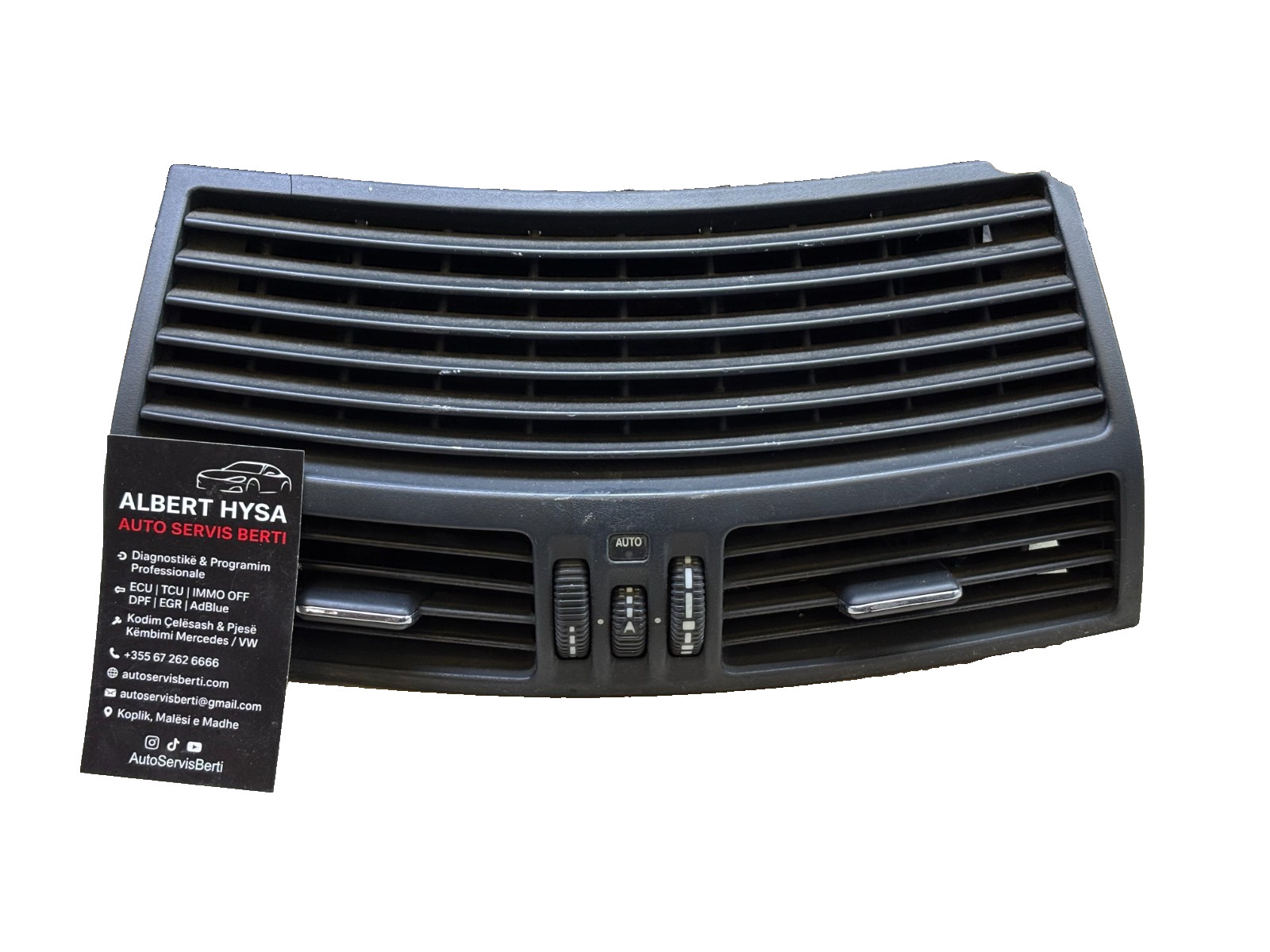 Mercedes Center Dash Air Vent Grille Panel A2208300554 OEM