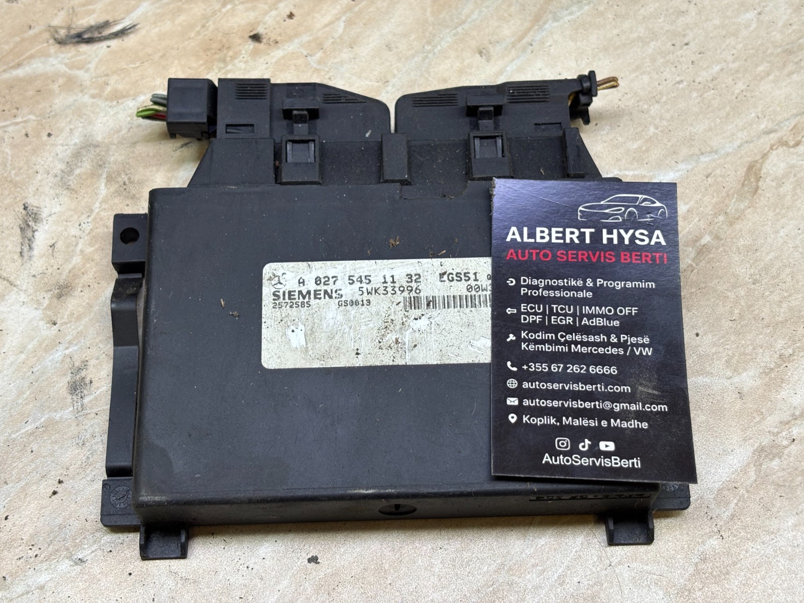 Mercedes Transmission Control Module A0275451132 Siemens 5WK33996 OEM