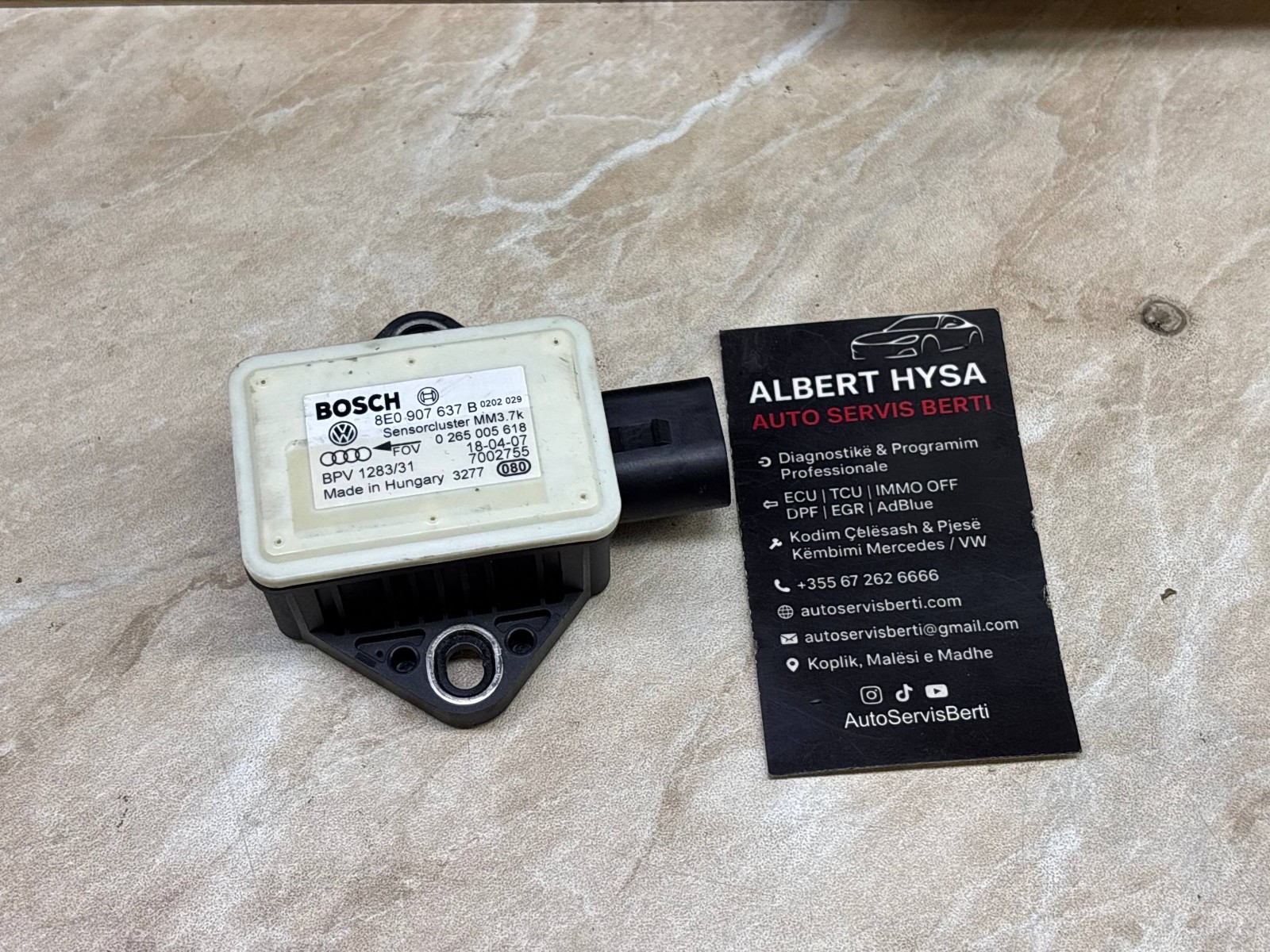 Audi A4 B6 B7 VW ESP Yaw Rate Sensor Cluster 8E0907637B Bosch OEM