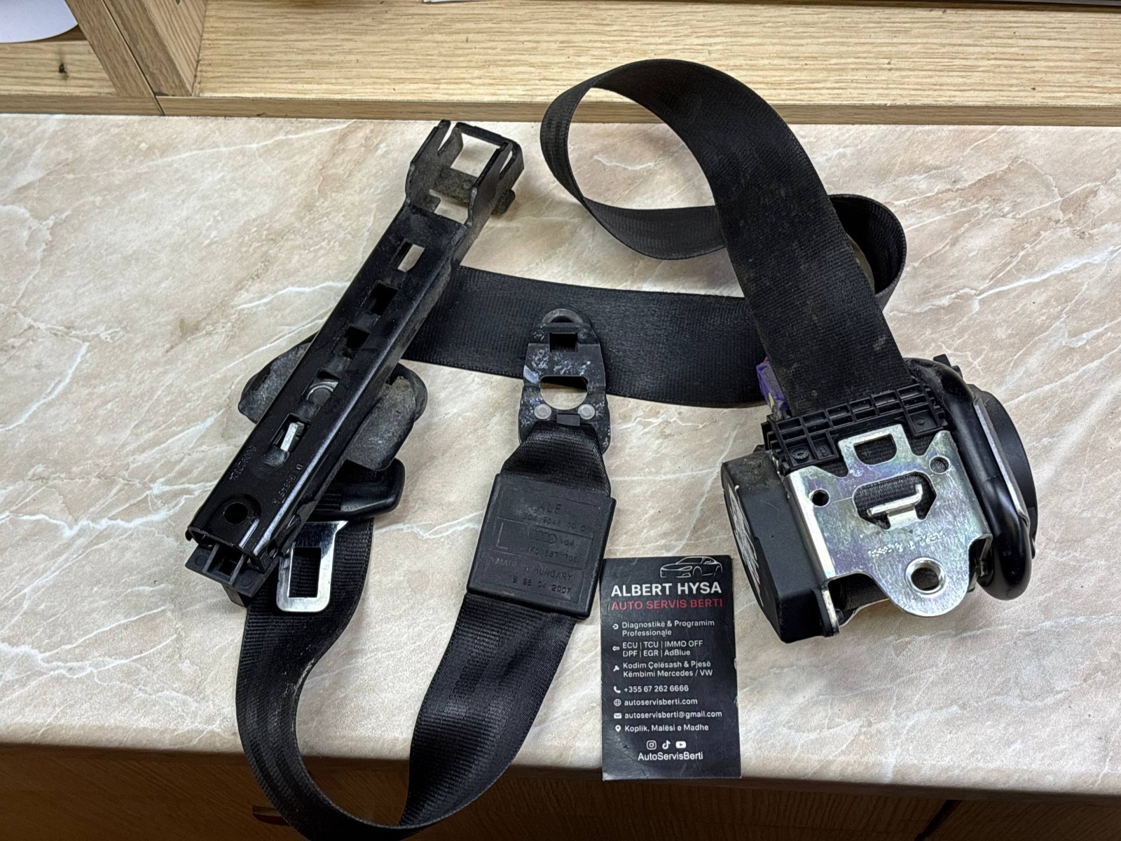 Audi A6 C6 Front Left Seat Belt Retractor Black 4F0857705 OEM