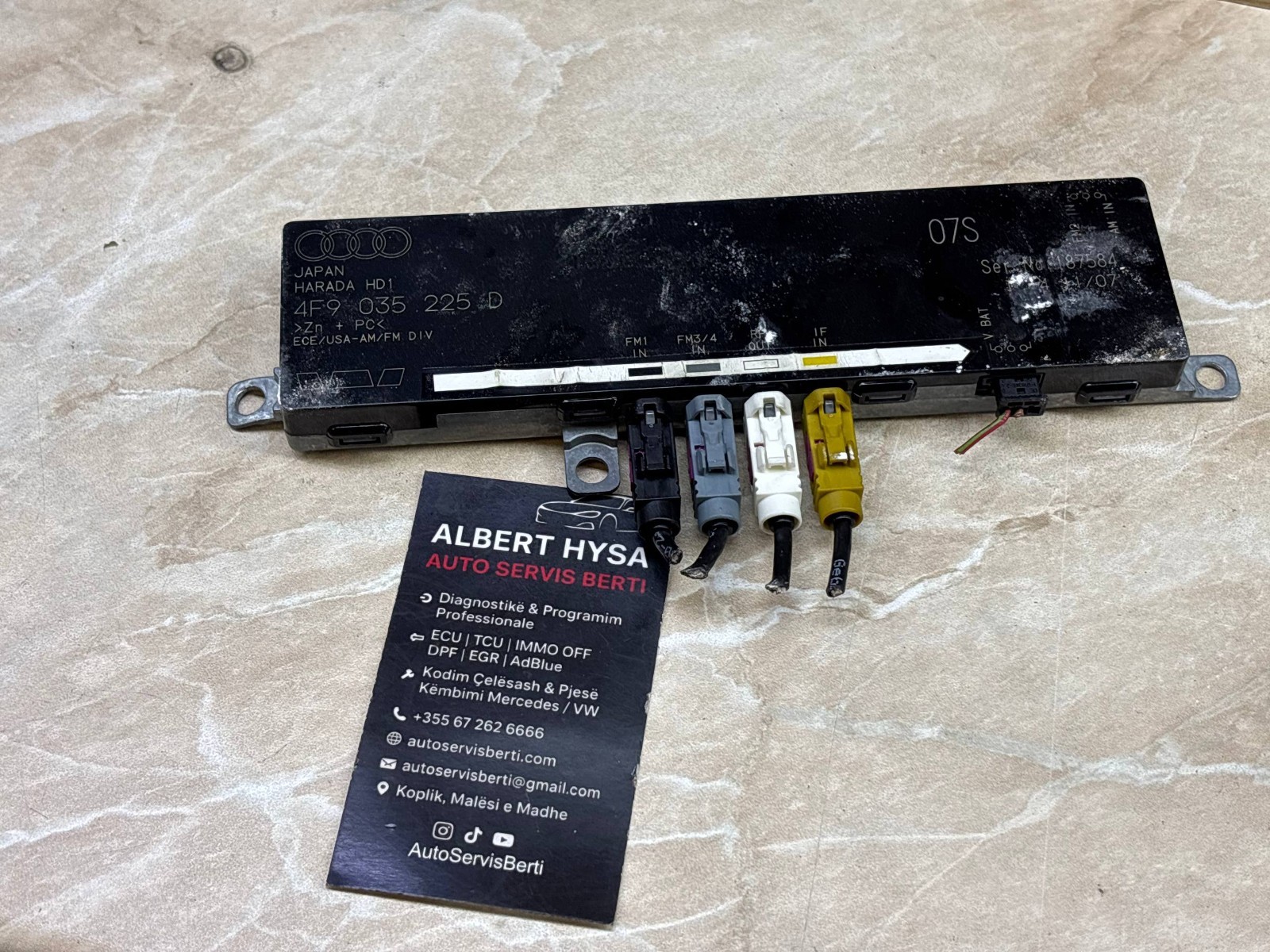Audi A6 C6 Avant Antenna Amplifier Aerial Module 4F9035225D Harada OEM